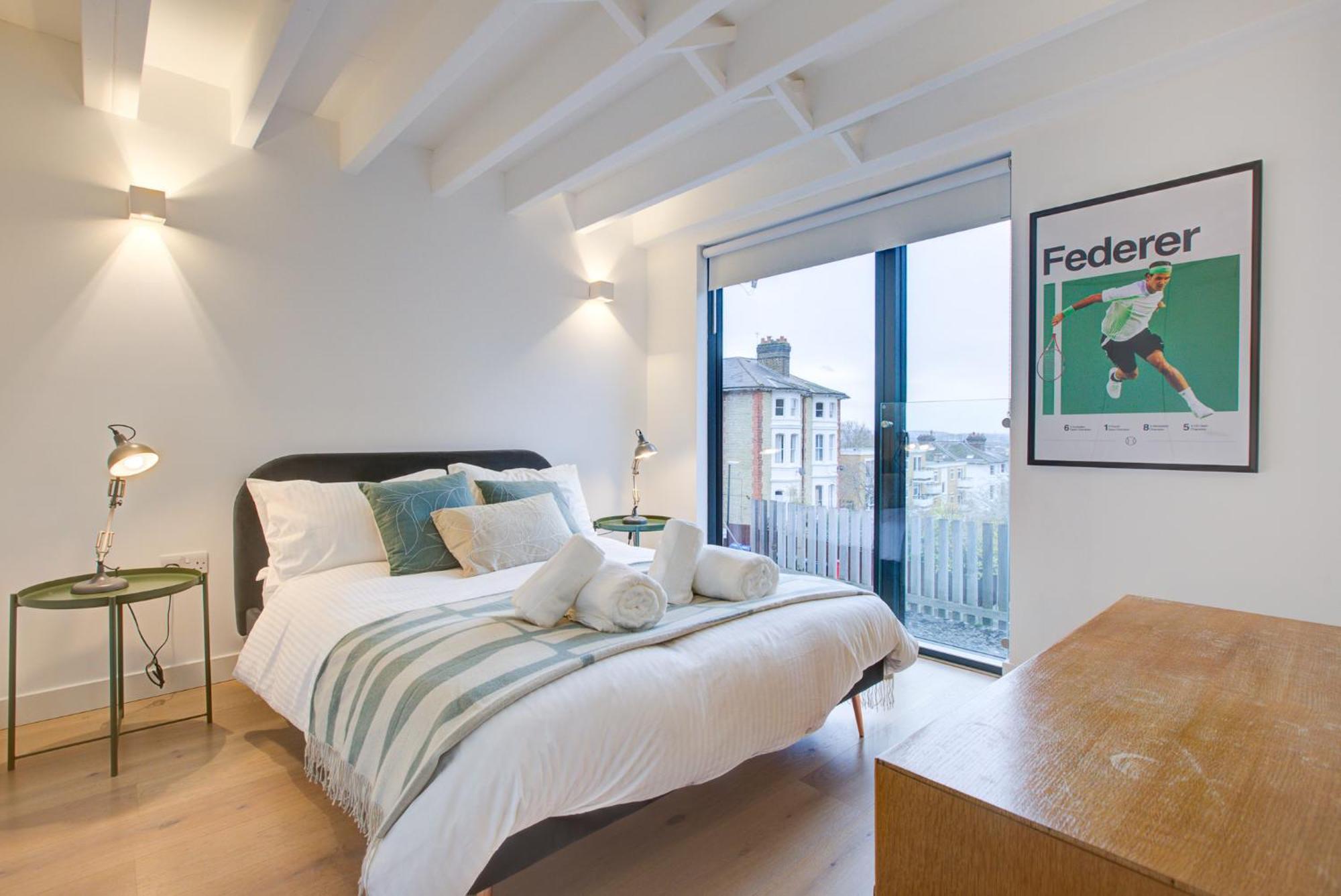 Neoteric Home Wimbledon Village Лондон Экстерьер фото