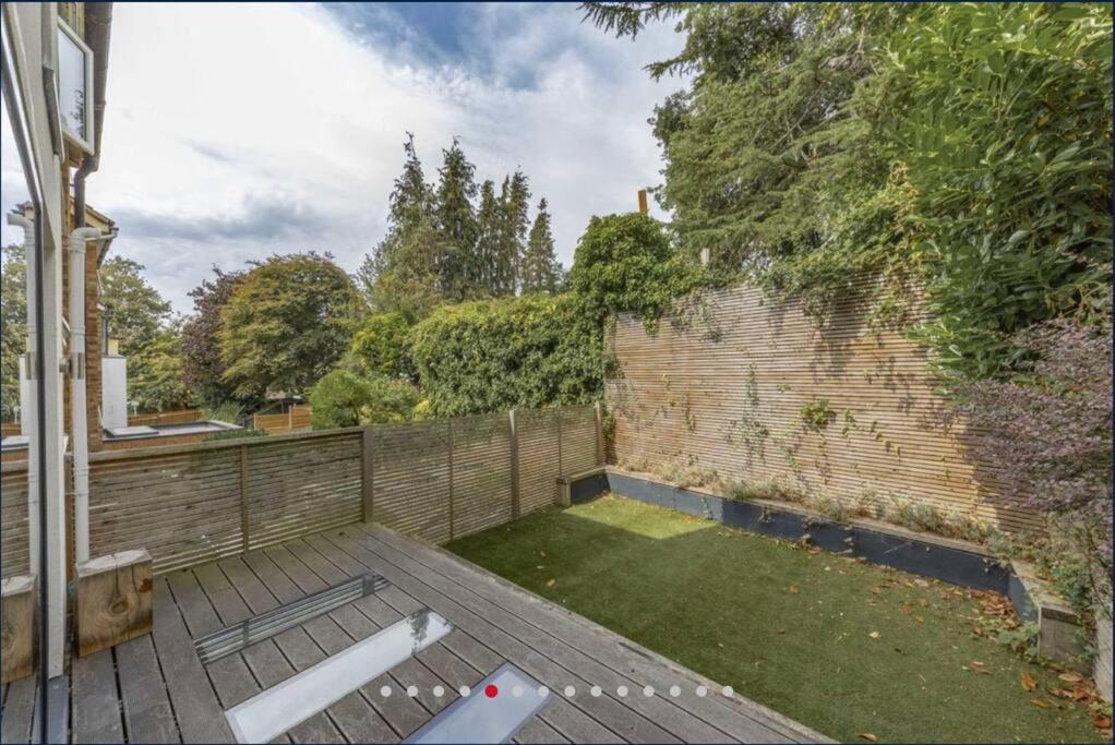 Neoteric Home Wimbledon Village Лондон Экстерьер фото